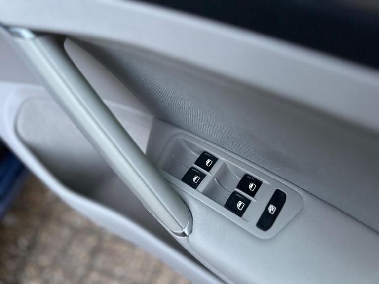 2014 Volkswagen Golf 1.4 TSI BlueMotion Tech SE DSG Euro 5 (s/s) 5dr HATCHBACK Petrol Automatic