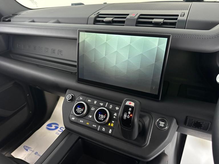2025 Land Rover Defender 90 3.0 D350 MHEV X-Dynamic HSE Hard Top SUV Auto 4WD SWB Euro 6 (s/s) 3d...