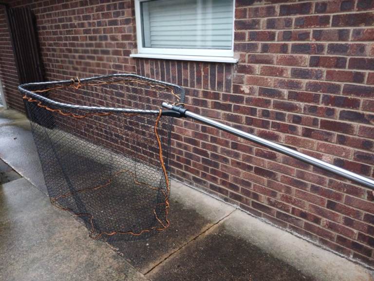 Fishing landing net