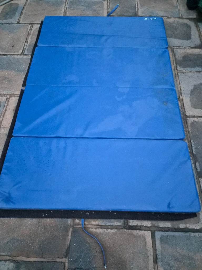 Foldaway Gymnastics Mat - Fair Condition