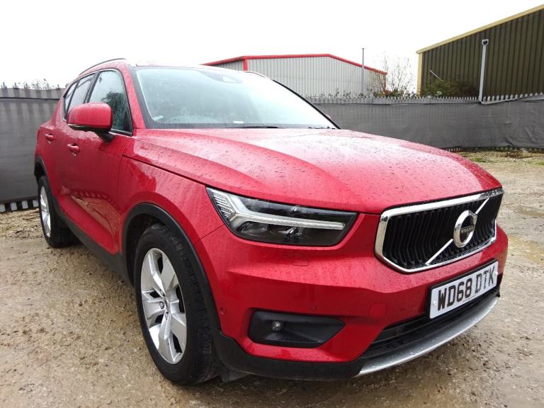 image for 2018 68 REG VOLVO XC40 MOMENTUM PRO D3 AWD AUTO DAMAGED REPAIRABLE SALVAGE