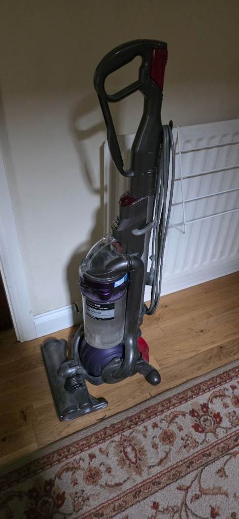 Dyson DC25 Pet Vacuum cleaner 