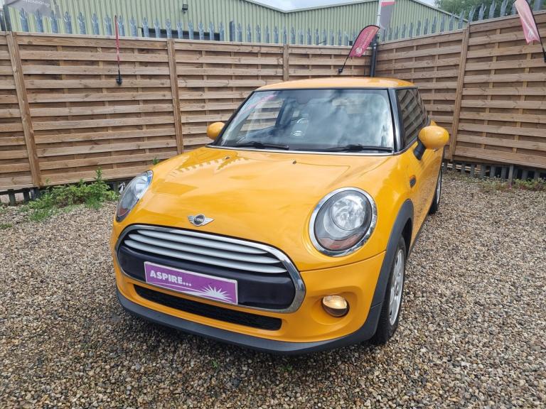 MINI HATCH 1.5 Cooper D 3-Door Hatch 2015
