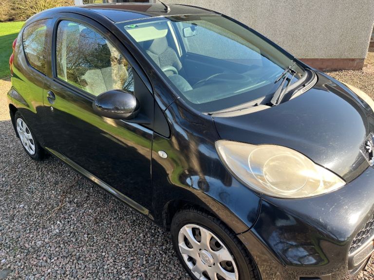 Peugeot, 107, Hatchback, 2011, Manual, 998 (cc), 3 doors