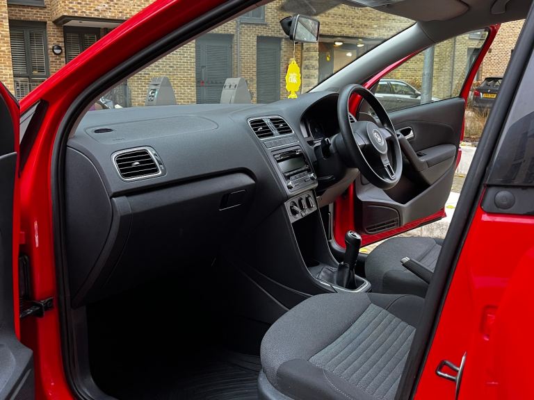 2011 Volkswagen Polo 1.4 SE Hatchback 