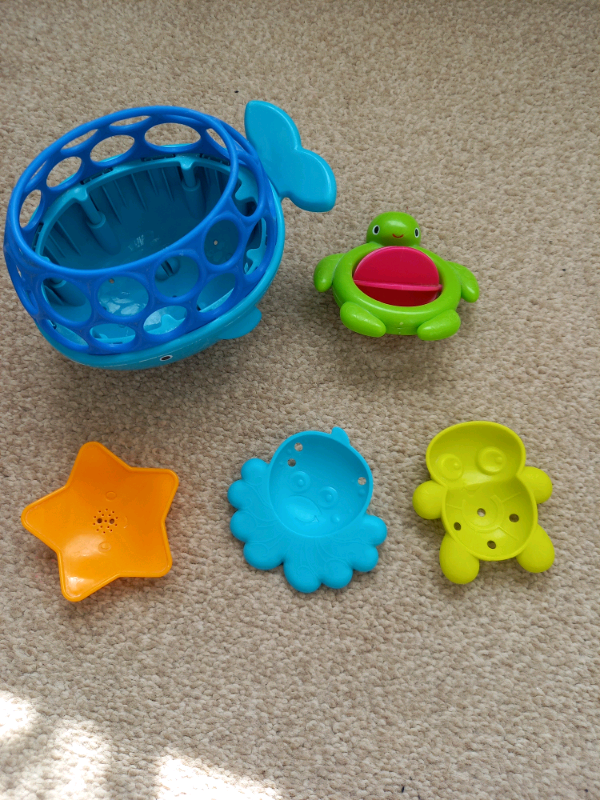 Oball bath toy