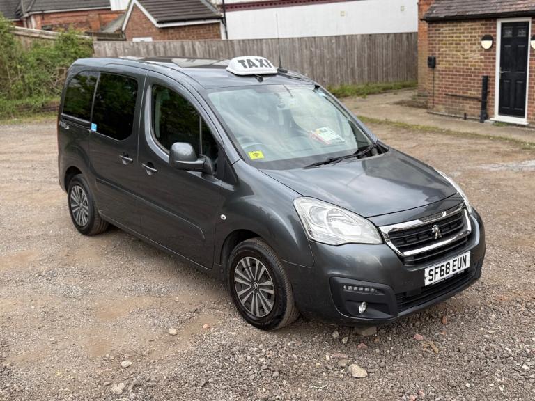 2018 Peugeot Horizon ETG AUTO WHEELCHAIR DISABLE ACCESS MPV Diesel Automatic