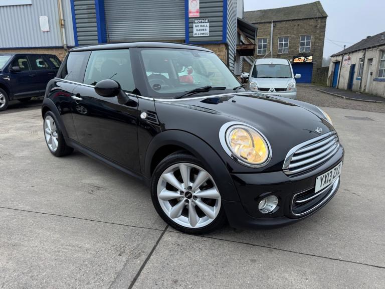Mini Cooper 1.6 3dr WOW JUST 37,000 MILES YES JUST 37,000 FSH STUNNING EXAMPLE!