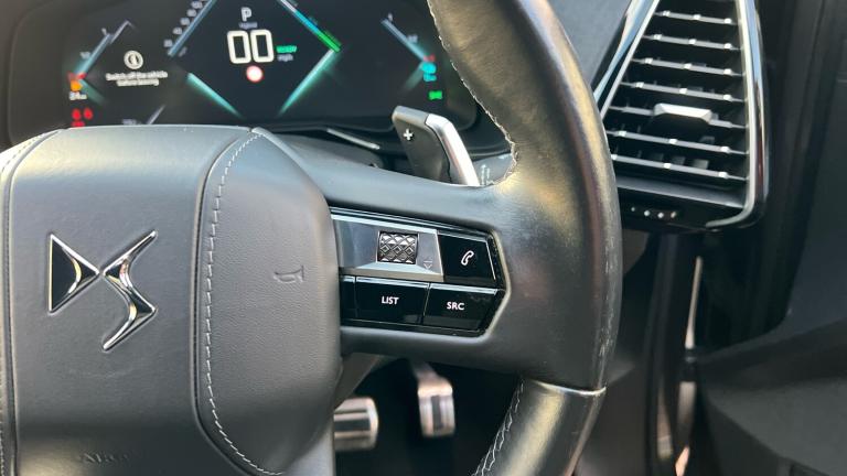 2022 DS Automobiles DS 7 Crossback 1.6 E-TENSE 13.2kWh Opera Crossback 5dr Petrol Plug-in Hybrid ...