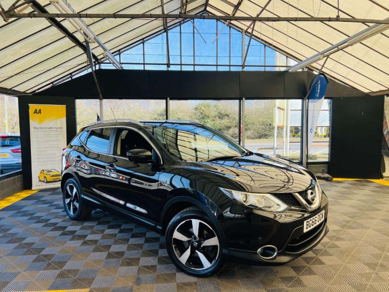 2016 Nissan Qashqai 1.5 Qashqai N-Connecta dCi 5dr SUV Diesel Manual