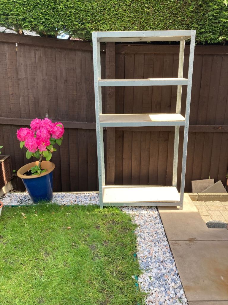 Self assembly metal shelf unit