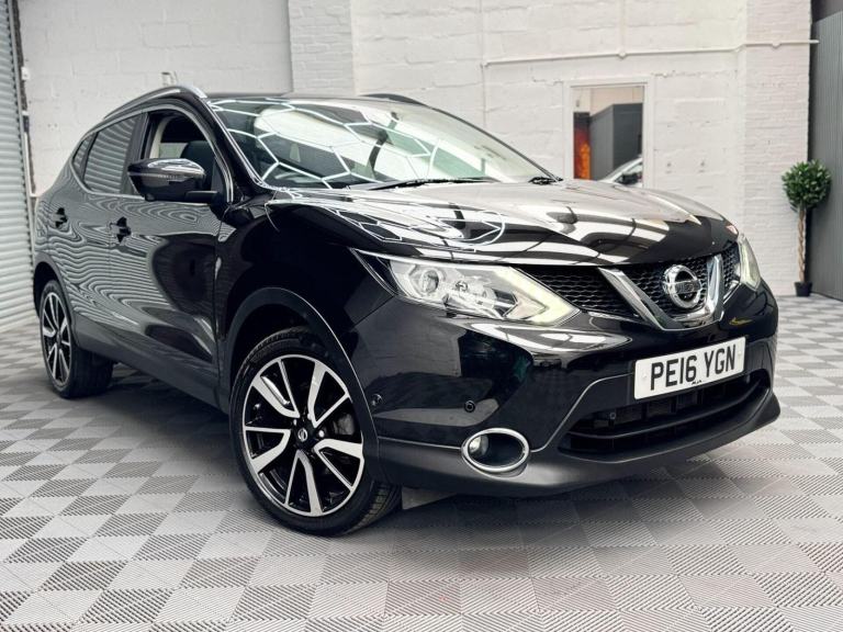 2016 Nissan Qashqai 1.2 DIG-T Tekna 2WD Euro 6 (s/s) 5dr SUV Petrol Manual