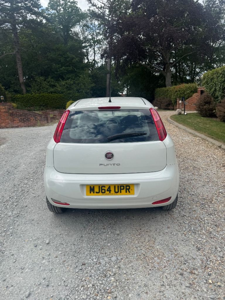 Fiat, PUNTO, Hatchback, 2014, Manual, 1242 (cc), 3 doors