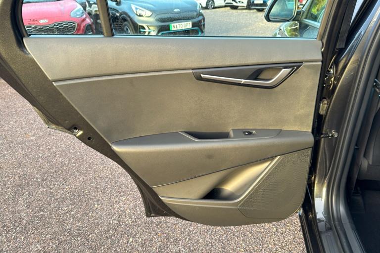  Kia Niro Hybrid 1.6h Gdi 2 Suv 5dr Petrol Hybrid Dct Euro 6 s/s 127 Bhp