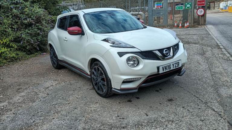 Nissan, Juke Nismo RS, Hatchback, 2016, Manual, 1618 (cc), 5 doors