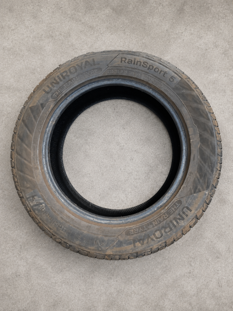 255\55\19 uniroyal rainsport 5 pair