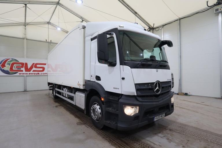 2019 (19 PLATE) Mercedes Benz Antos 1824 4x2 Euro 6 Refrigerated