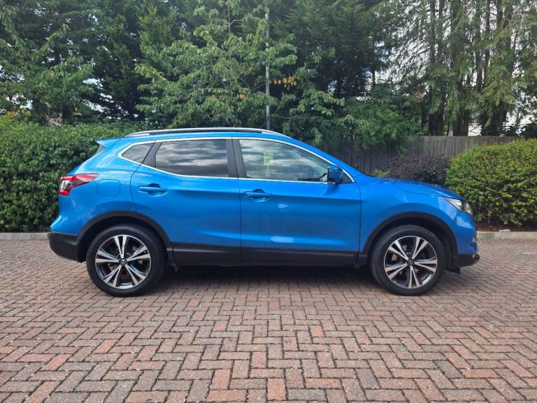 Nissan Qashqai 1.5 dCi N-Connecta, Manual, Euro 6, 110 BHP, 2018, 2 Owners, 77k, FSH, Pan Roof, ULEZ