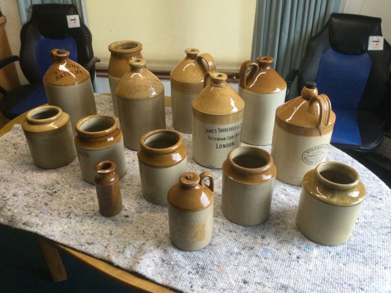 Earthenware storage jars 