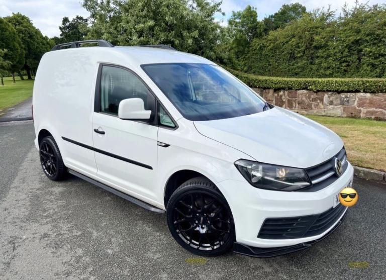 VW CADDY 2.0 TDi C20 Custom Black Edition EU6 ULEZ White Manual Diesel 2019