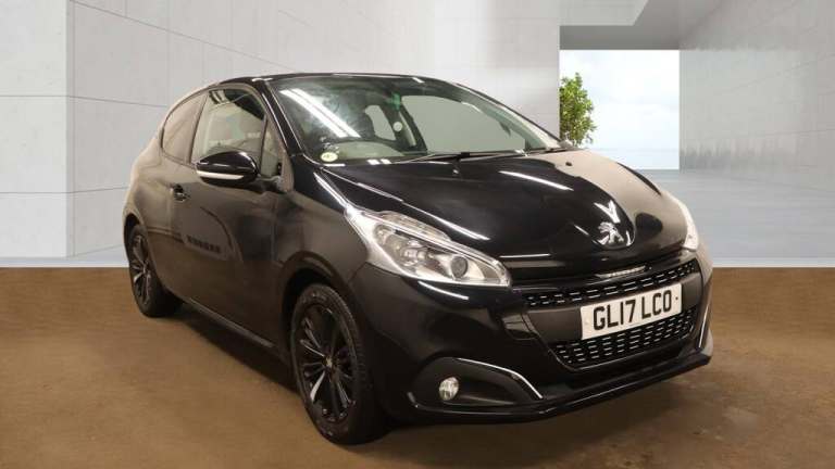 2017 Peugeot 208 1.2 PureTech 82 Black Edition 3dr HATCHBACK PETROL Manual