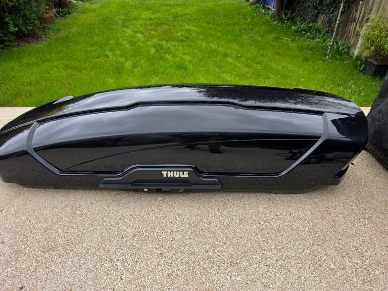 Thule Motion XT Sport roof box