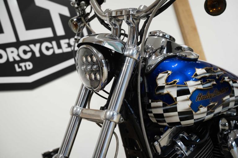 2004 Harley-Davidson FXDL Low Rider 1450 only 10k miles