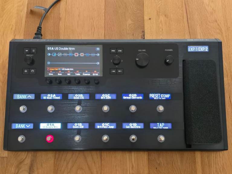 Line 6 Helix Floor Amp and Multi-Effects Guitar Pedal Boxed in Mint As New Condition 