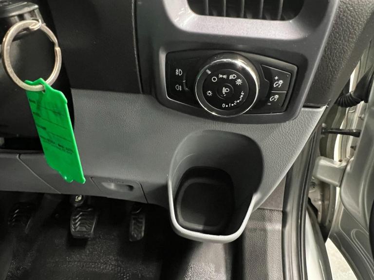 2017 Ford Transit Custom Transit Custom 2.0 TDCi 290 Limited Panel Van 5dr Diesel Manual L2 H1 (1...