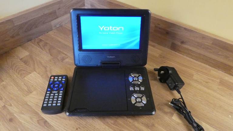 YD075 Small Portable DVD Player - Something Keep the Kids quiet