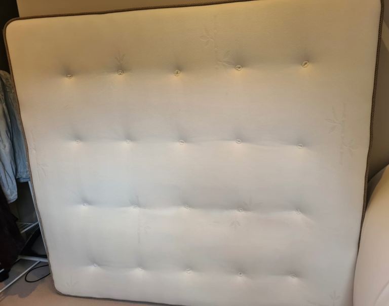 Super king ortho gold mattress and super king memory foam mattress topper excellent condition 