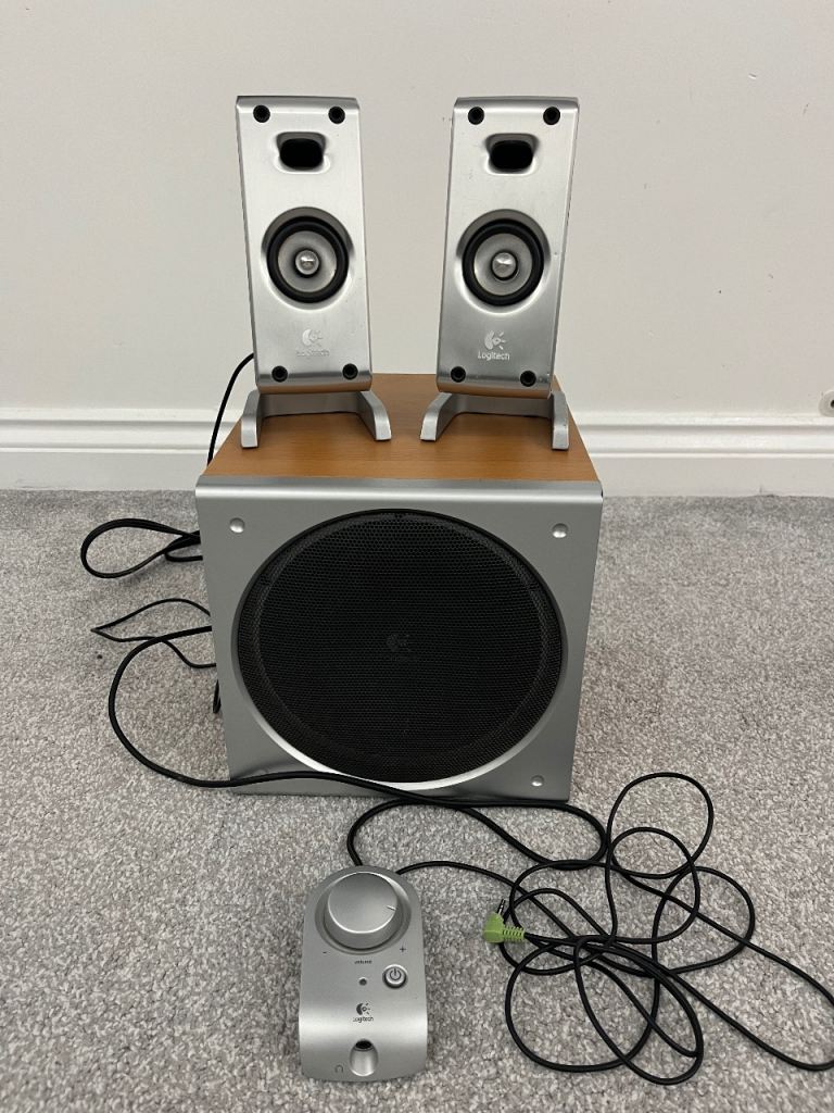 Logitech Z3 Gaming PC Speakers with Subwoofer.