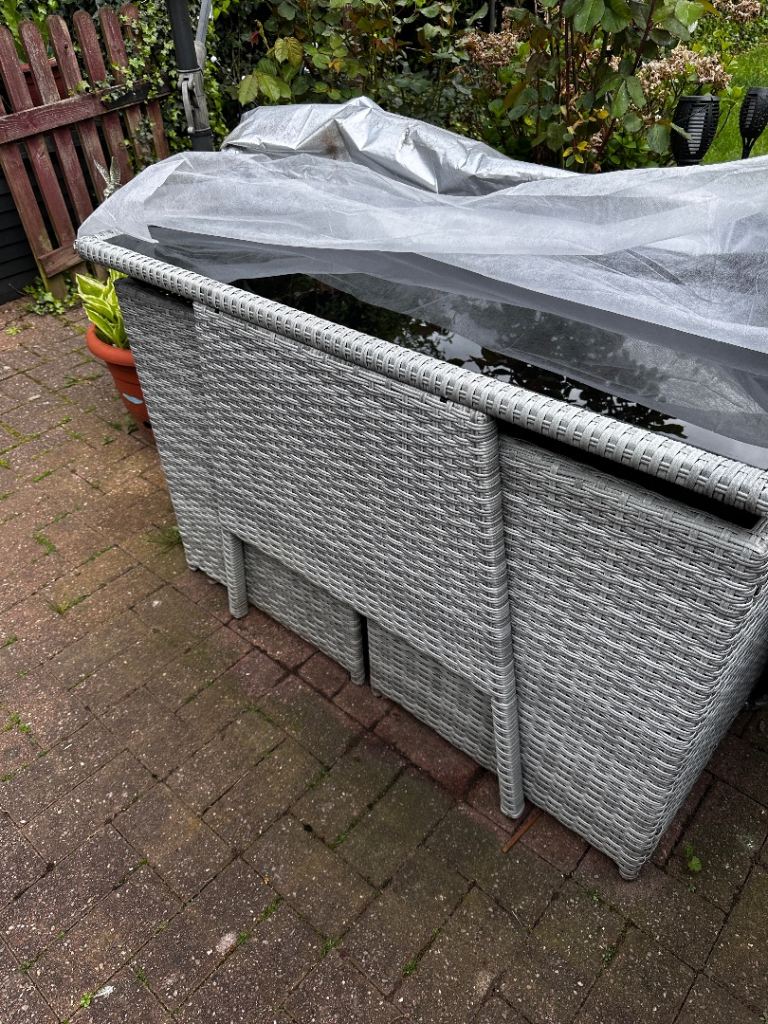Garden sitting set