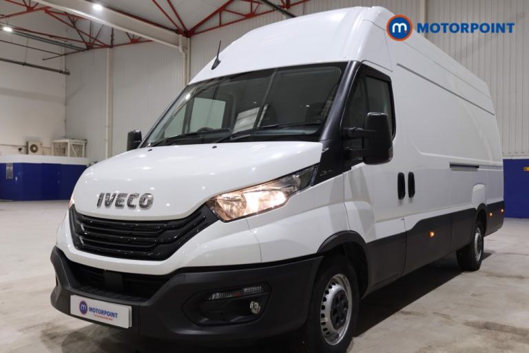 2025 Iveco Daily 2.3 High Roof Van 4100 WB PANEL VAN DIESEL Manual
