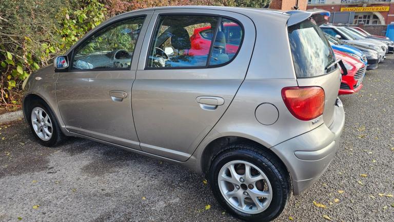 2005 Toyota Yaris 1.3 VVT-i Colour Collection 5dr HATCHBACK Petrol Manual