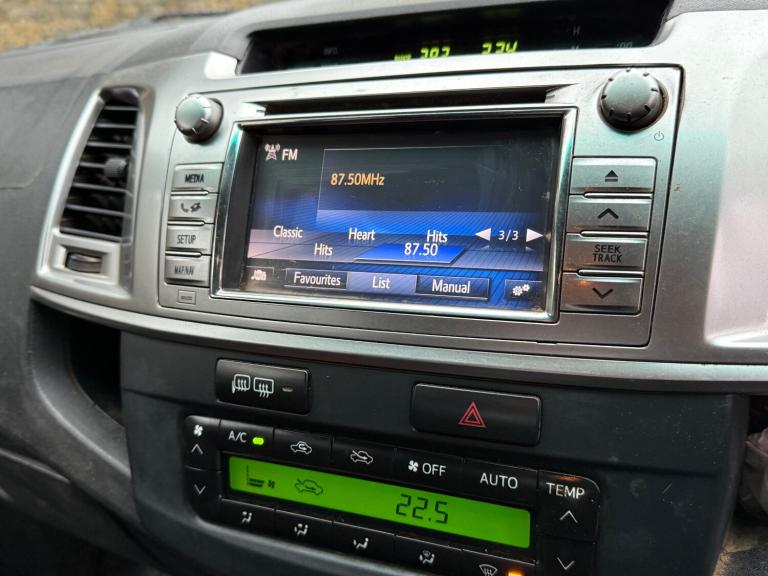 2015 Toyota Hilux Invincible D/Cab Pick Up 3.0 D-4D 4WD 171 PICK UP Diesel Manual