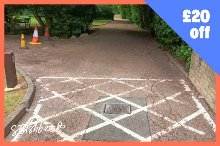 Garage to rent in London (N6) | Stashbee