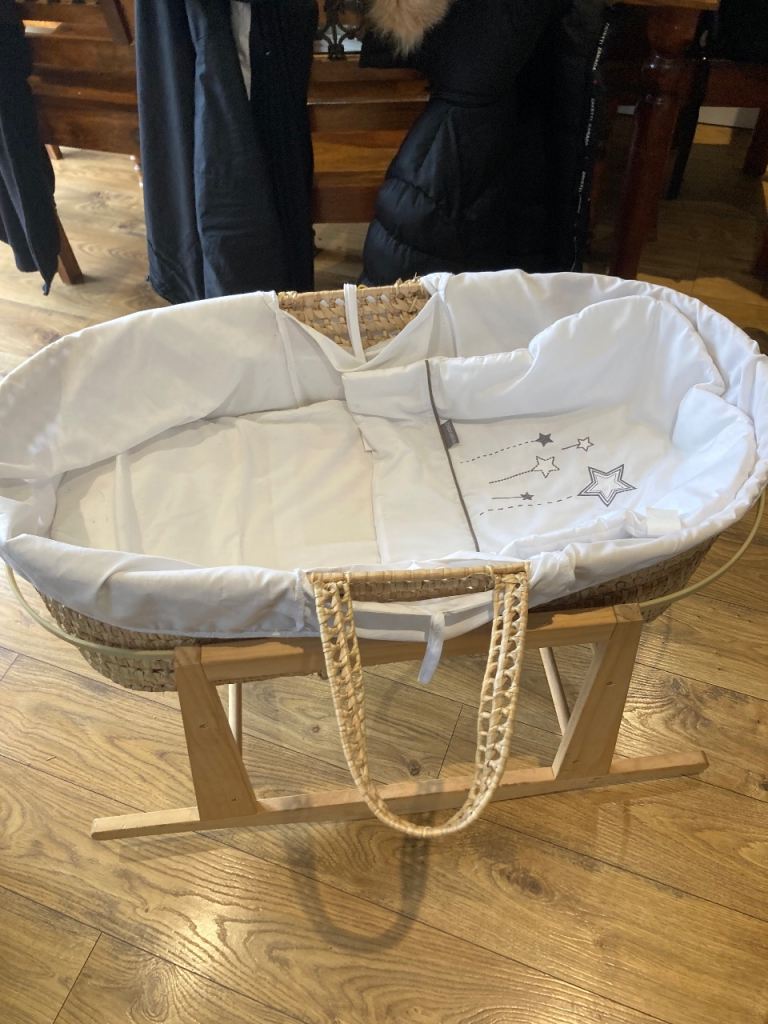 Moses basket 