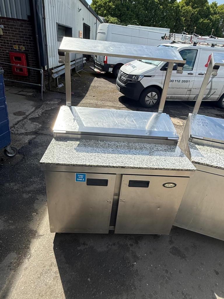 Commercial pizza foster fridge 2 doors fully serviced marble top cage shop restaurant 