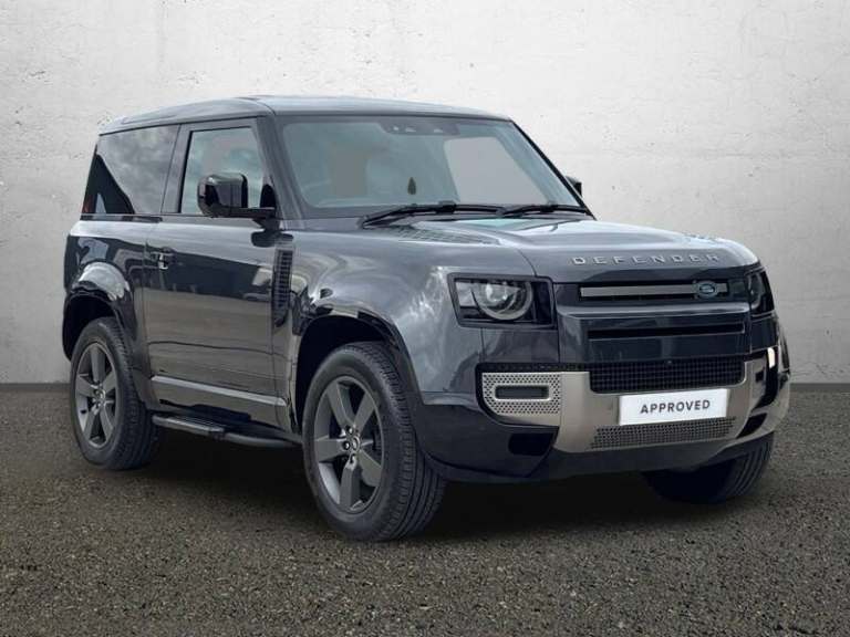 LAND ROVER DEFENDER 3.0 D250 X-Dynamic SE 90 3dr Auto