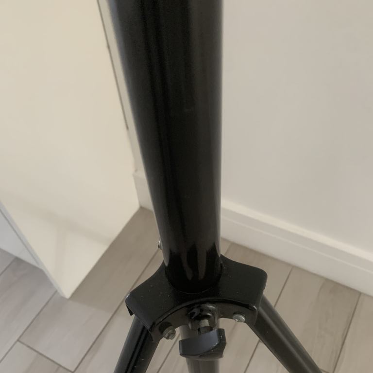 Photo graphic tripod