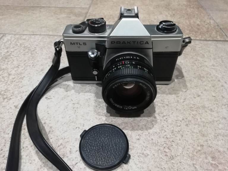 Praktica MTL5 35mm Film SLR Camera & 50mm f/1.8 Lens - 