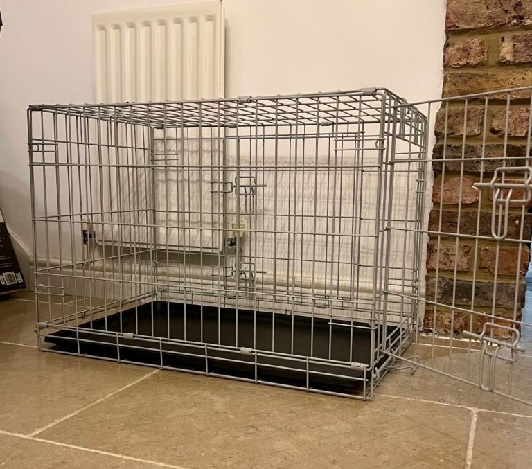Small Dog Crate, Like New