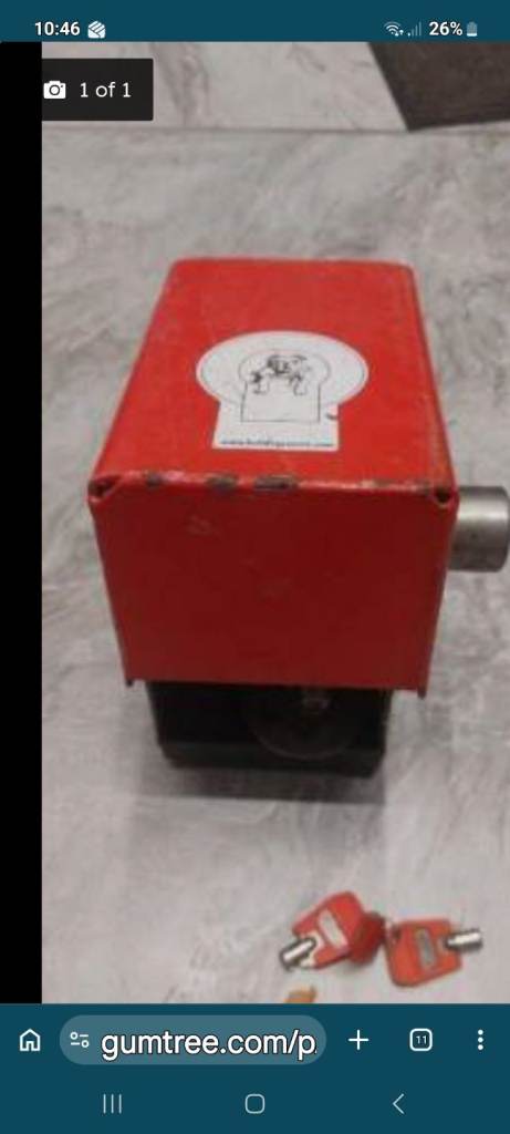 Tow ball lock