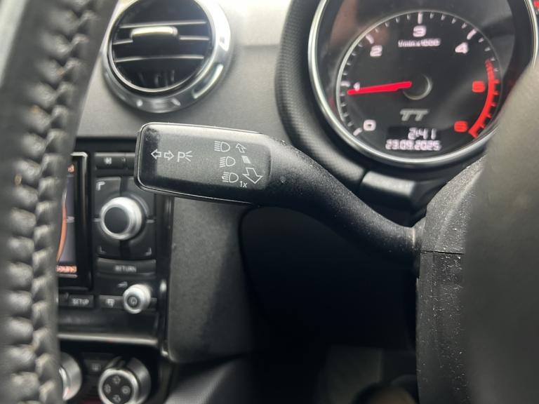 AUDI TT 2.0 TDI Black Edition 2013