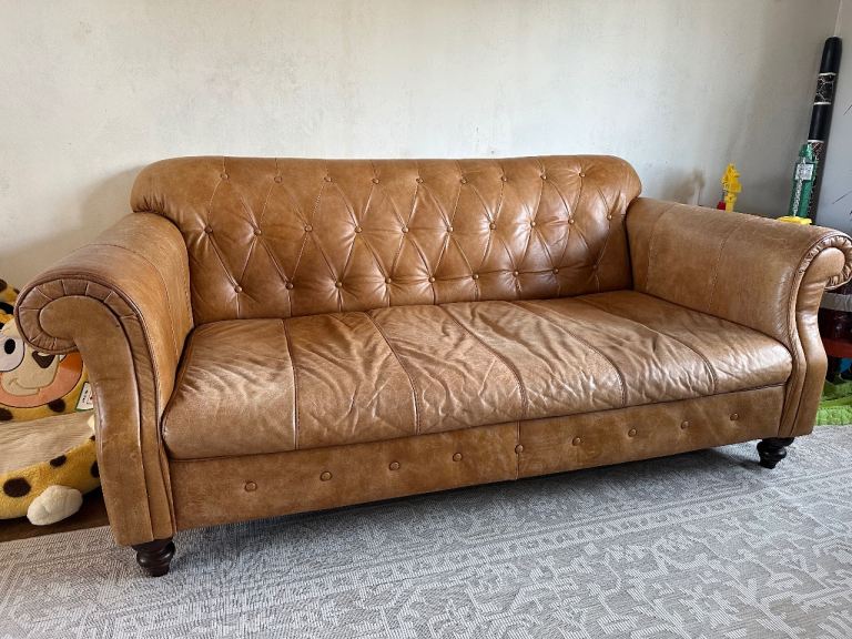 2-3 seater leather sofa 