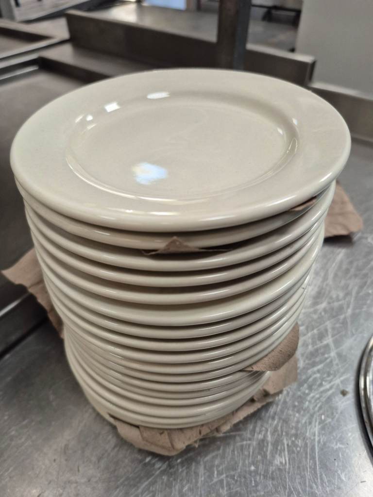 Hotelware catering 15cm  starter/ side plates, Heavy Duty x20