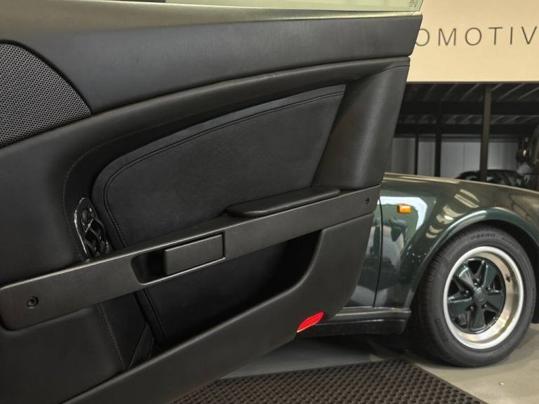 2011 Aston Martin Vantage 4.7 V8 Roadster 2dr Petrol Sportshift Euro 4 (420 bhp) Convertible Petr...