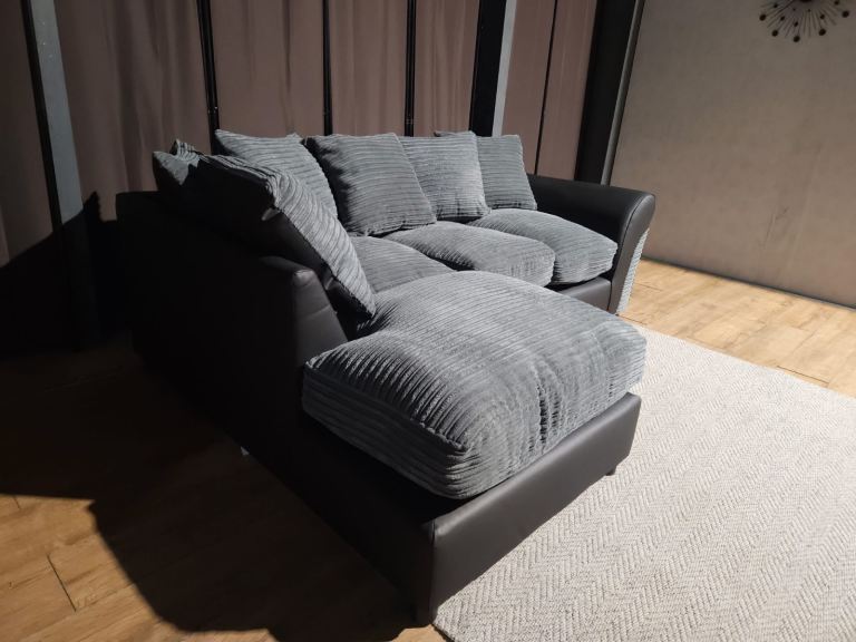 Corner Sofa - Grey/Black.