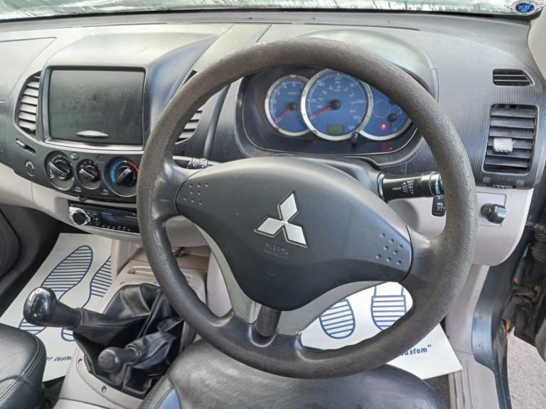 MITSUBISHI L200 2.5 DI-D 4Work Grey Manual Diesel 2006